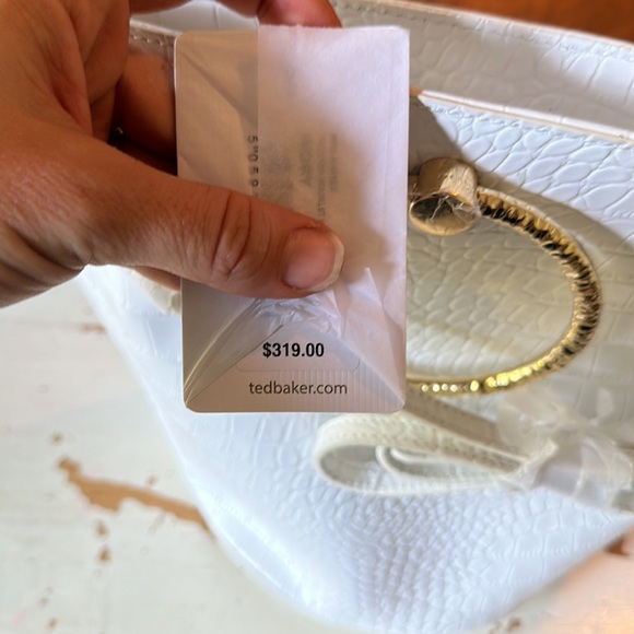 New with tags, Ted Baker London purse - Picture 5 of 8